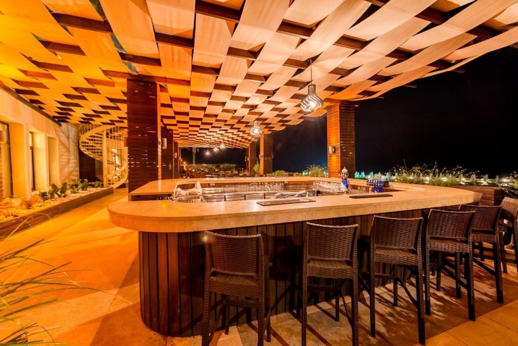 كيرينيا Vuni Palace Luxury Resort & Beach & Casino المظهر الخارجي الصورة